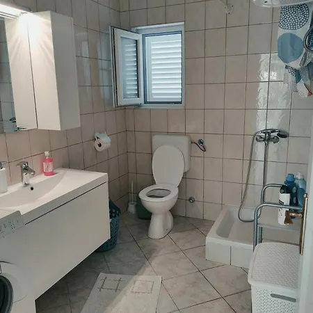 Apartman Daniel With Free Parking Mundanije Exterior foto